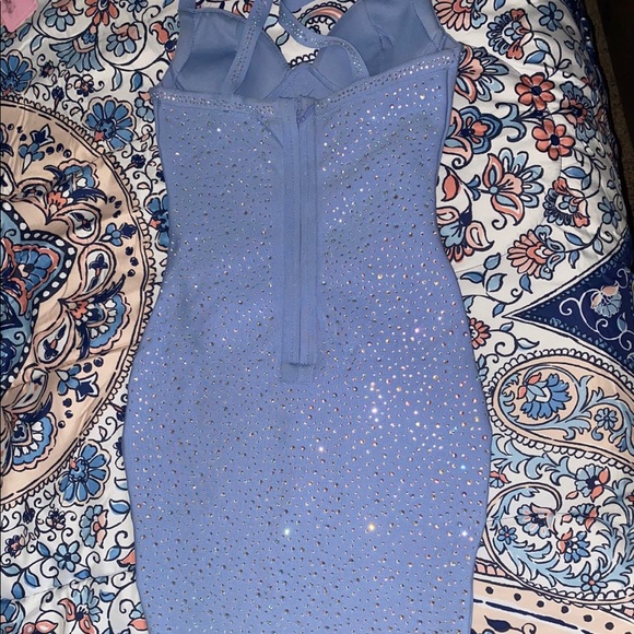 SLIM FIT DRESS - Picture 4 of 5